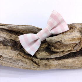 Barrette noeud papillon petits carreaux roses