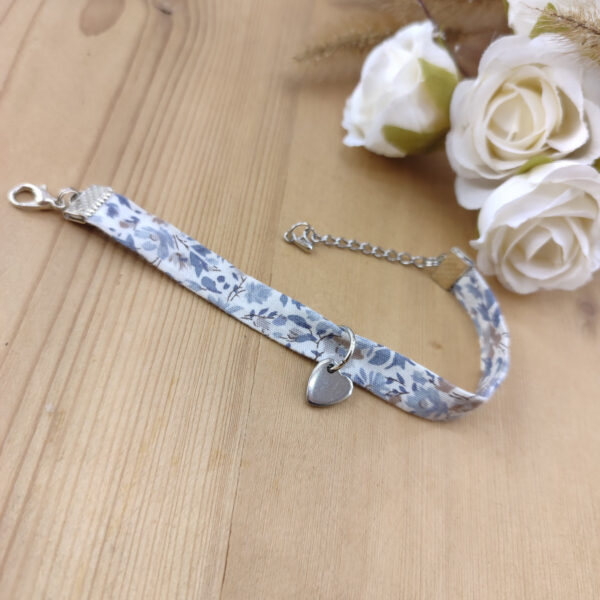 Bracelet Liberty bleu avec breloque coeur personnalisable