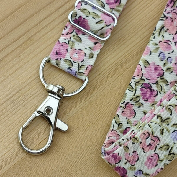 Dragonne porte badge / clés tissu motifs rose