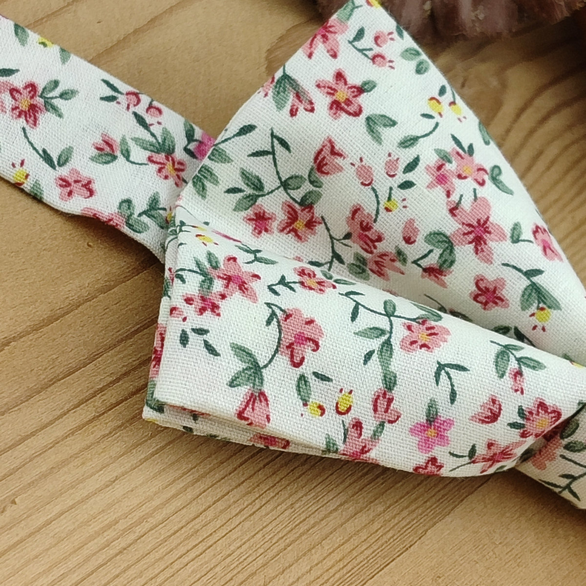 Noeud papillon double fleurs Liberty rose