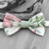Nœud papillon fleur et feuillage