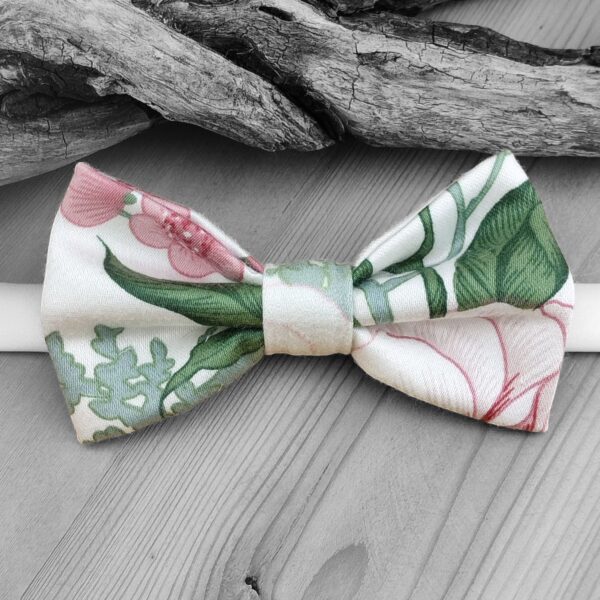 Nœud papillon floral