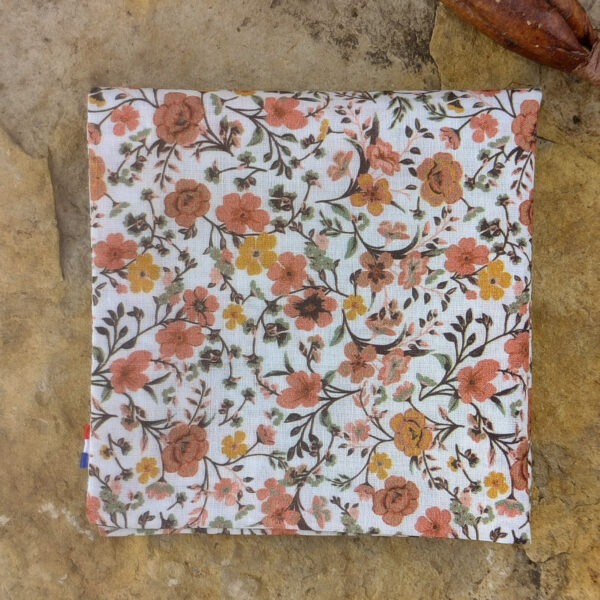 Pochette costume à fleurs orange brûlée