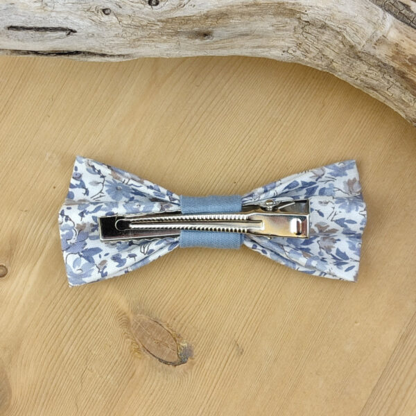 Barrette noeud papillon tissu Liberty bleu