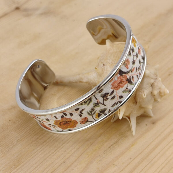 Bracelet manchette laiton et tissu orange brûlée