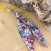 Porte clés foulard bordeaux à fleurs