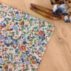 Pochette costume fleuri bleu, terracotta et vert