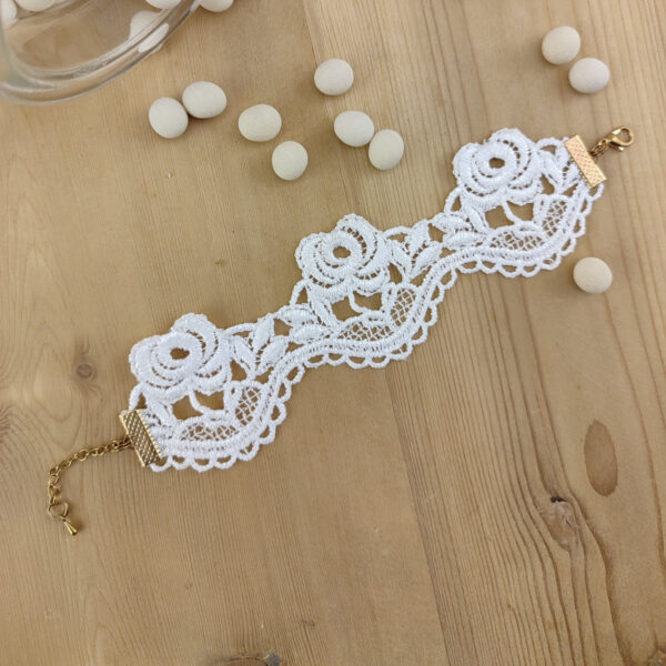 Bracelet guipure blanche