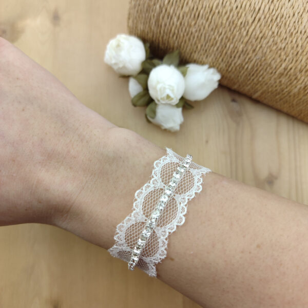 Bracelet dentelle blanche