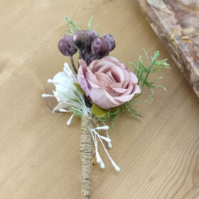 Boutonnière fleur vieux rose