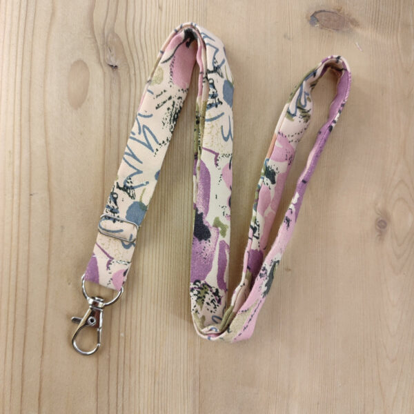 Dragonne porte badge / clés floral