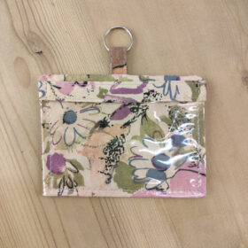 Porte badge fleuri