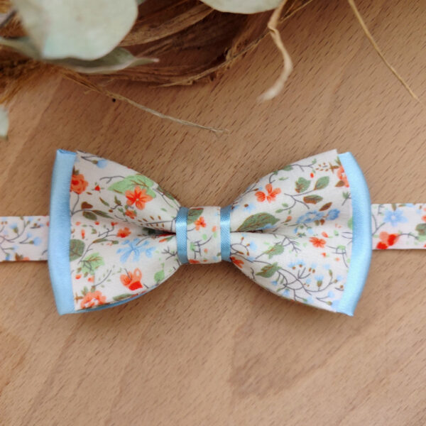 Noeud Papillon Enfant en Liberty Fleuri & Sous-Nœud Satin Bleu Ciel